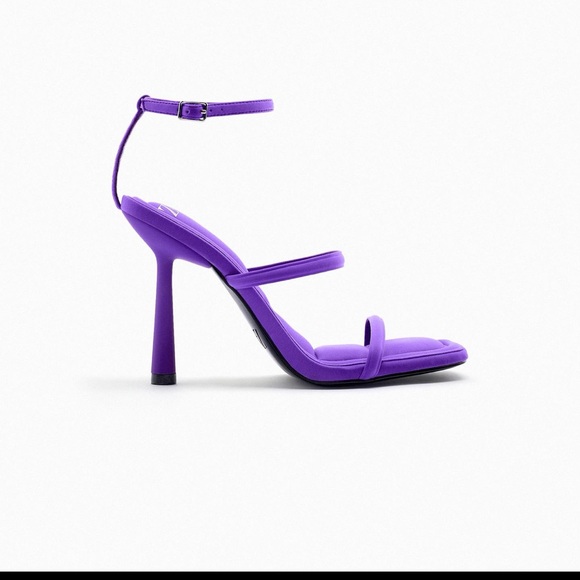 Women's Purple Strappy Heels - Picture 4 of 4